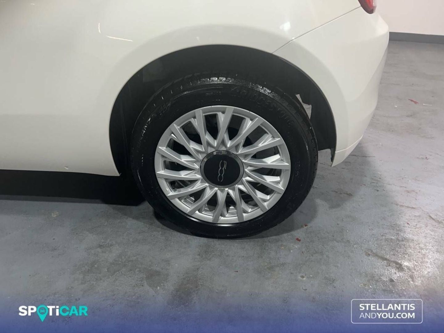 Fiat 500 1.0 Hybrid Dolcevita 51 kW (70 CV)