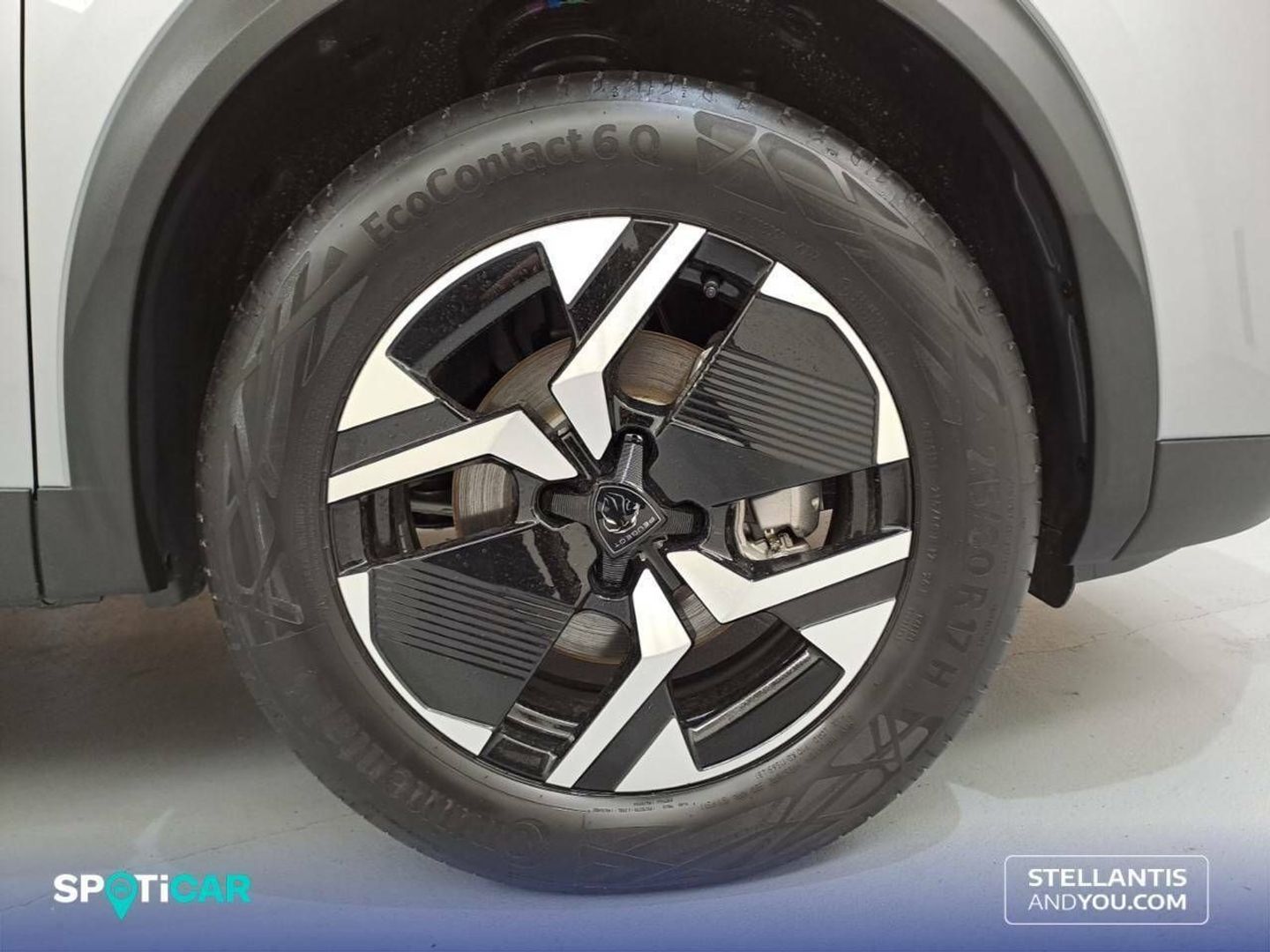 Peugeot 2008 GT Hybrid eDCS6 100 kW (136 CV)