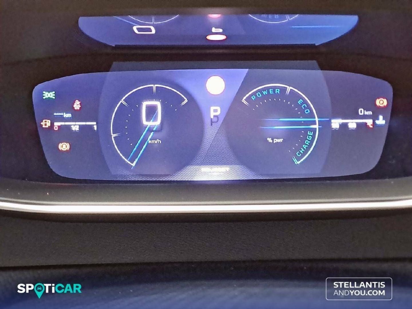 Peugeot 2008 GT Hybrid eDCS6 100 kW (136 CV)
