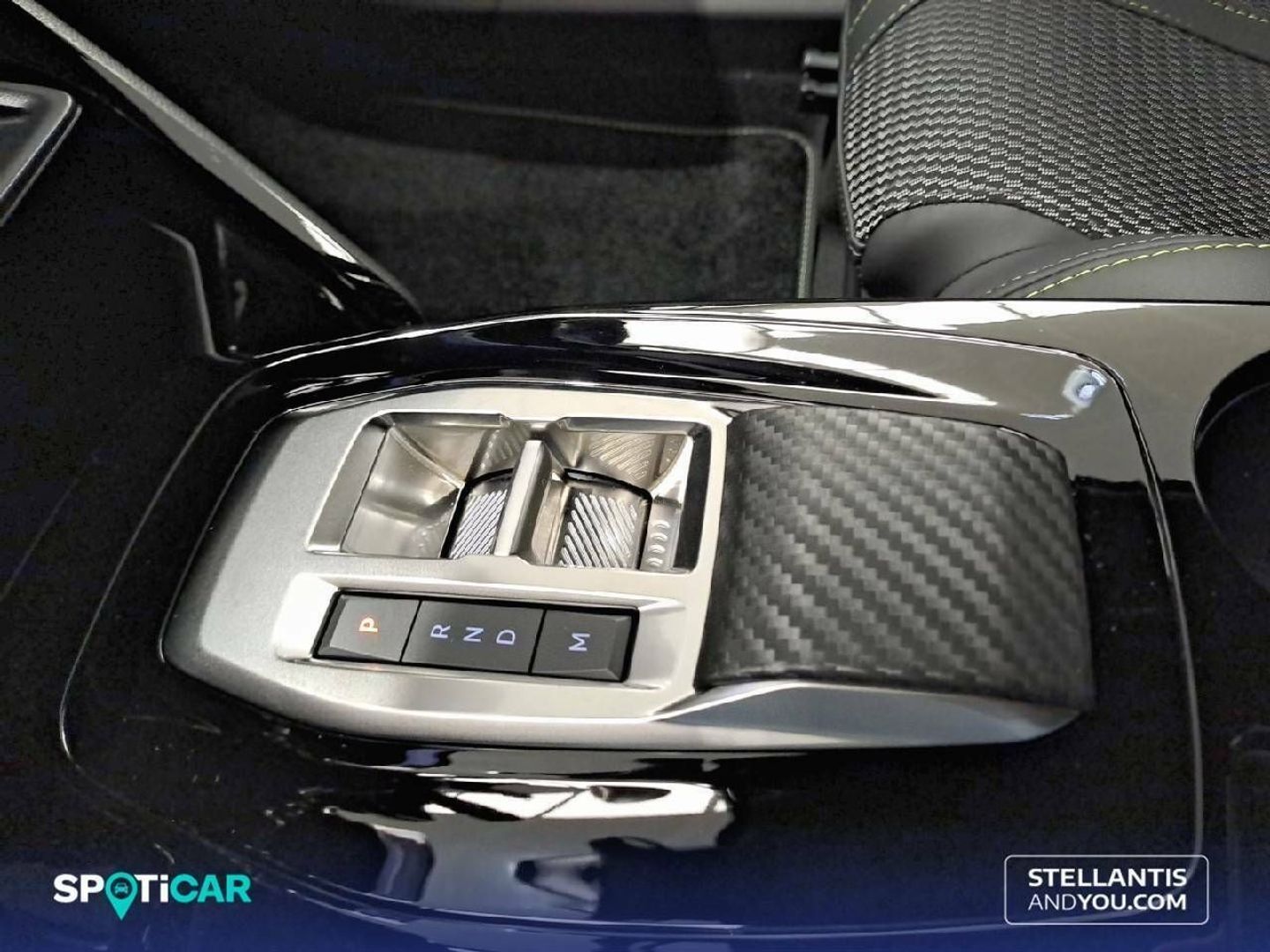 Peugeot 2008 GT Hybrid eDCS6 100 kW (136 CV)