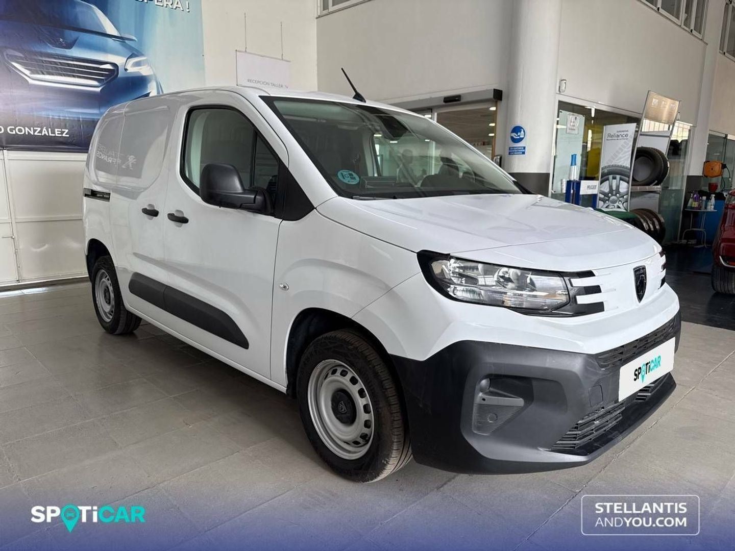 Peugeot Partner Furgon BlueHDi 100 Standard 600kg 75 kW (102 CV)