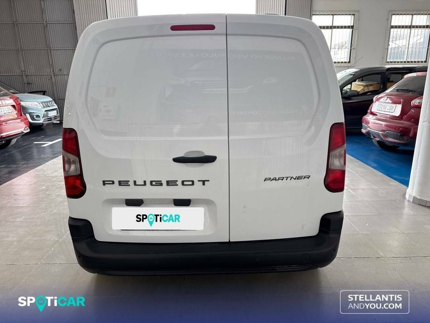 Peugeot Partner Furgon BlueHDi 100 Standard 600kg 75 kW (102 CV)