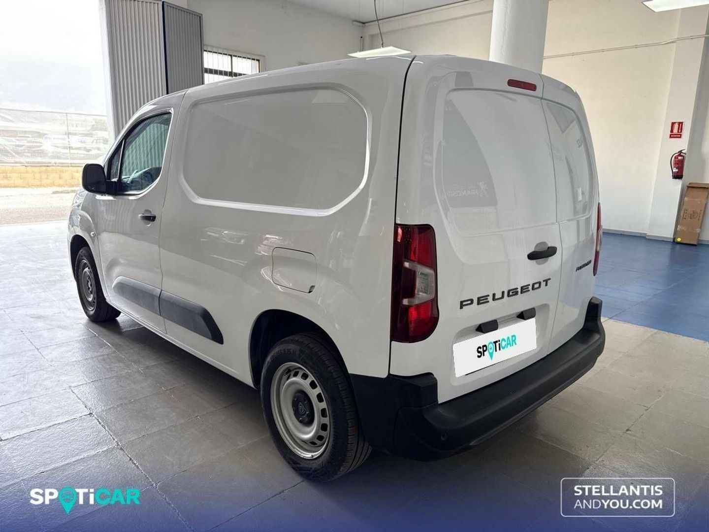 Peugeot Partner Furgon BlueHDi 100 Standard 600kg 75 kW (102 CV)