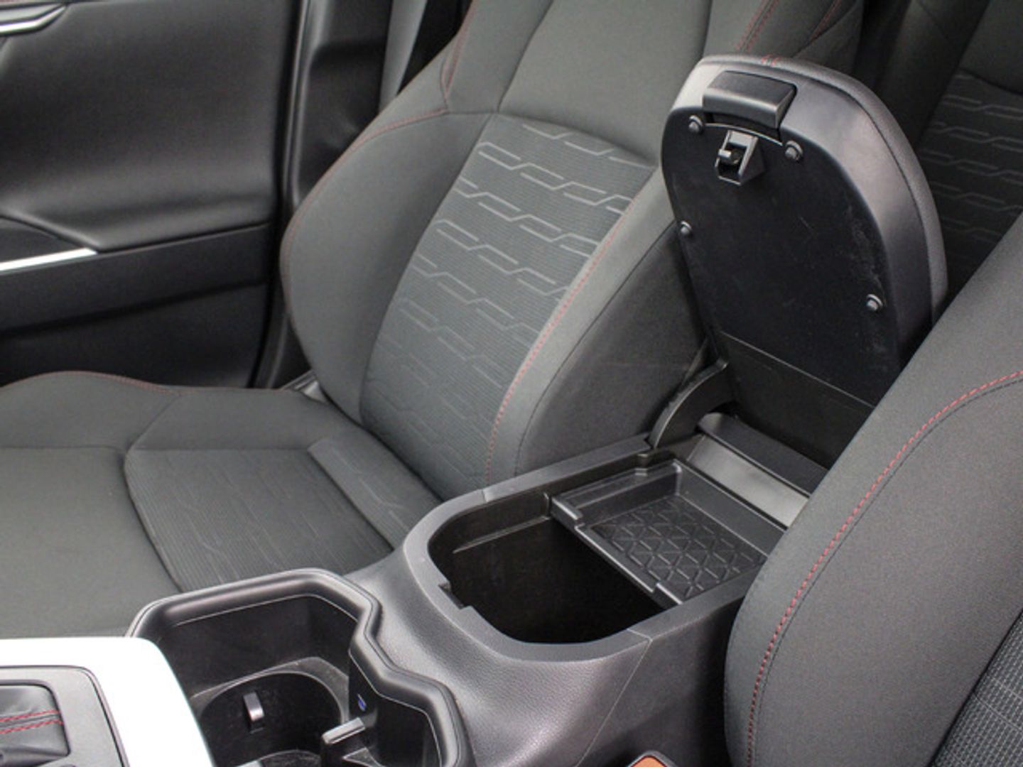 Toyota Rav4 2.5l PLug-In Hybrid 300PH (e-CVT) Advance 225 kW (306 CV)