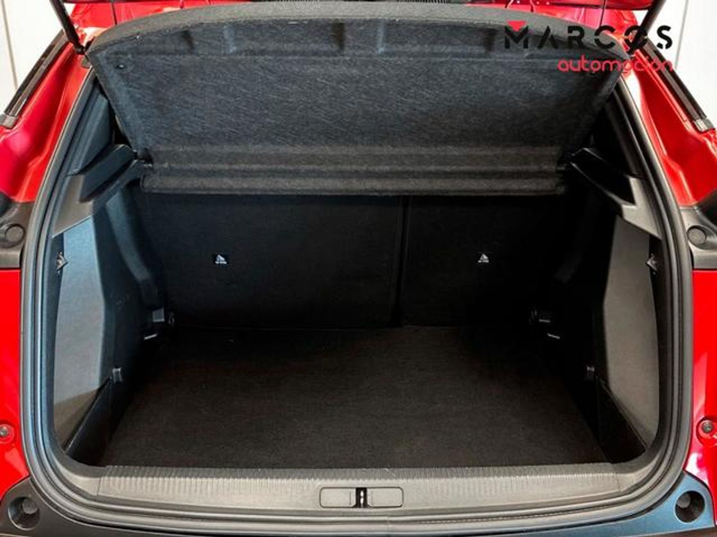 Peugeot 2008 Active Pack S&S PureTech 96 kW (130 CV)