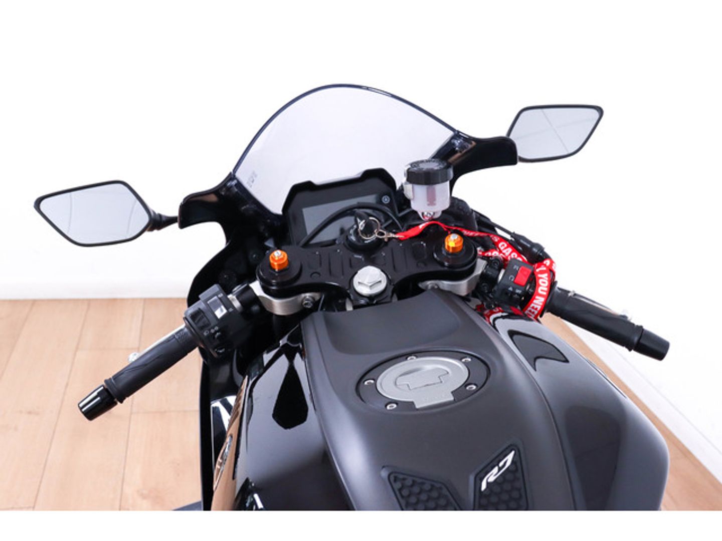 Yamaha YZF-R 7
