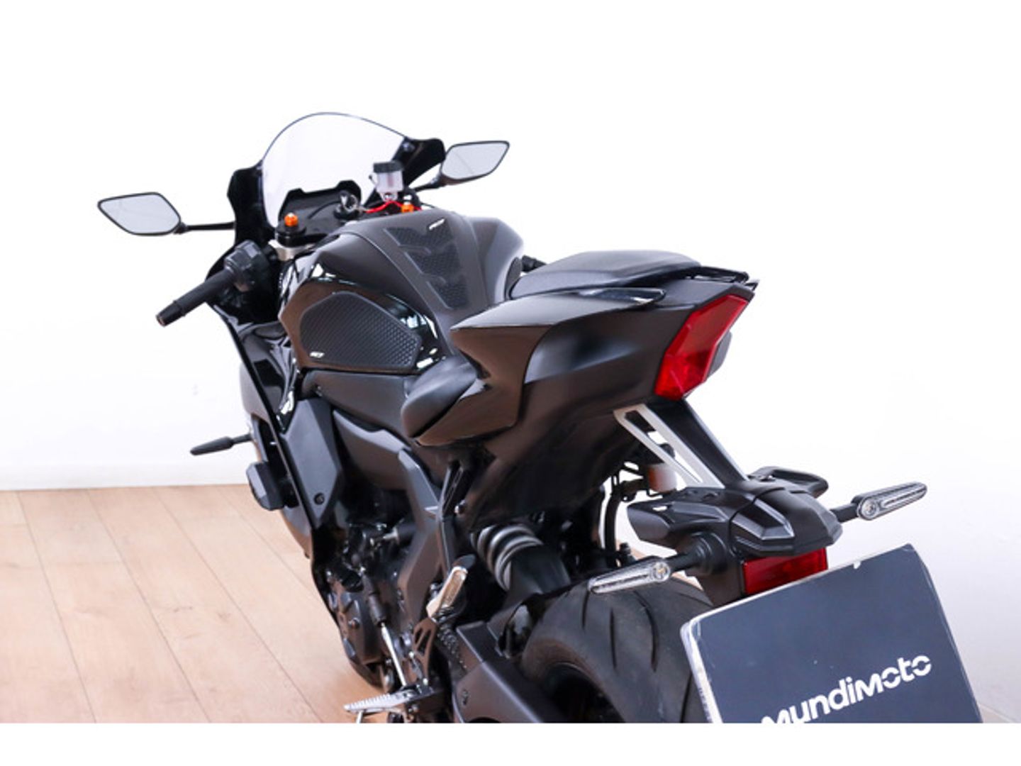 Yamaha YZF-R 7