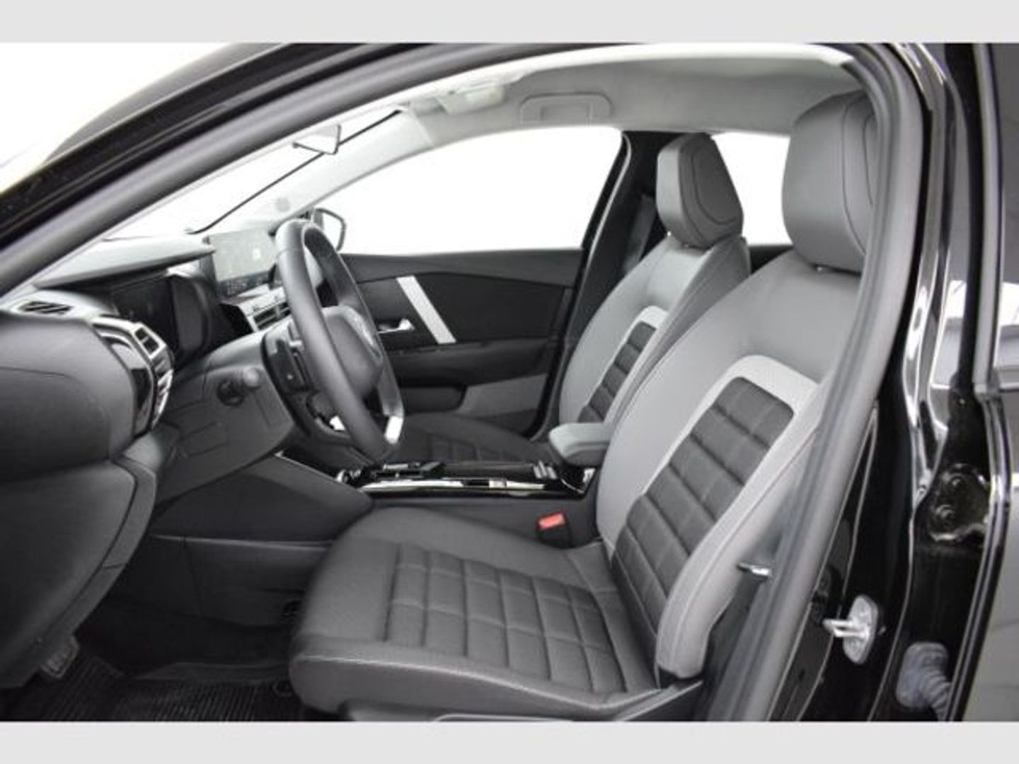 Citroen C4 Hybrid 136 e-DCS6 Business Edition 100 kW (136 CV)