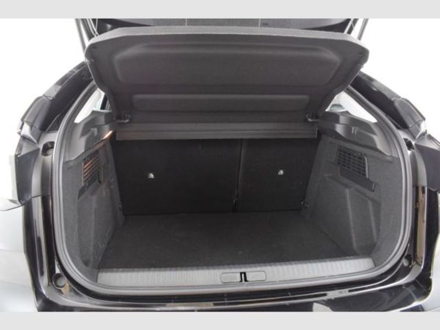 Citroen C4 Hybrid 136 e-DCS6 Business Edition 100 kW (136 CV)