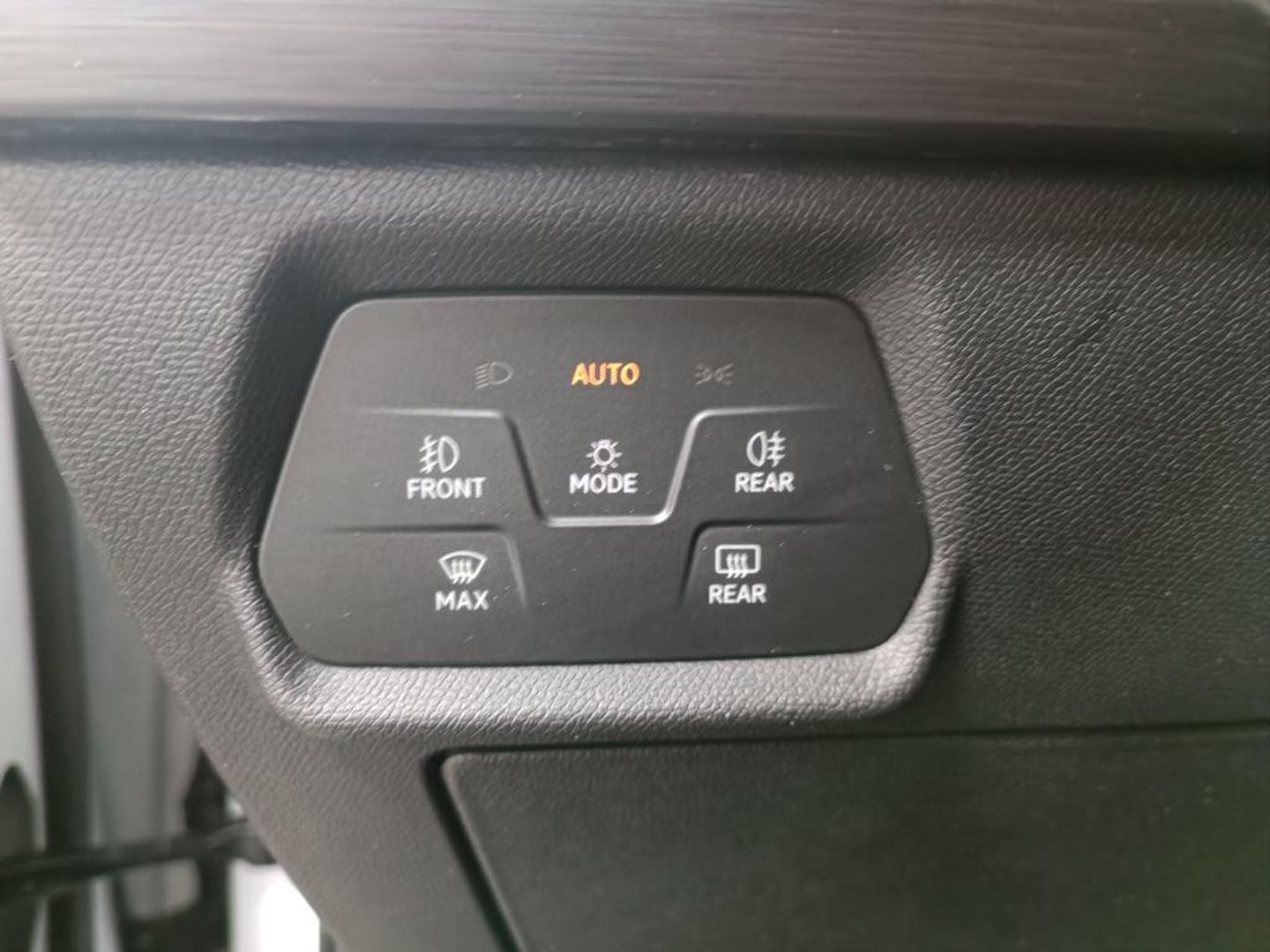 CUPRA León 1.5 eTSI DSG 110 kW (150 CV)