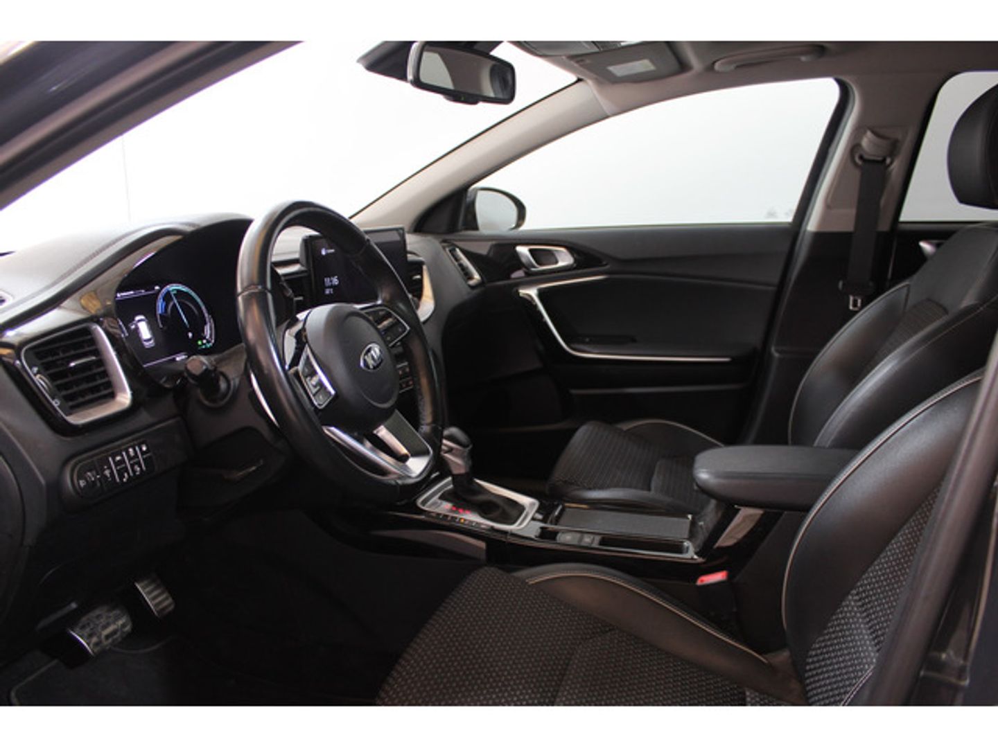 Kia Ceed Tourer 1.6 GDi Eco-Dynamics PHEV eMotion 104 kW (141 CV)