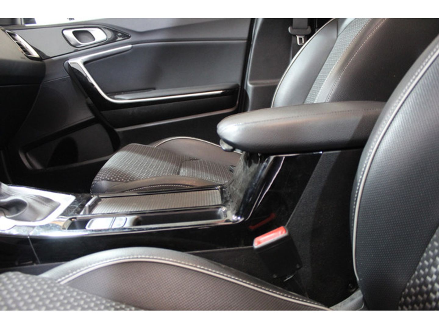 Kia Ceed Tourer 1.6 GDi Eco-Dynamics PHEV eMotion 104 kW (141 CV)