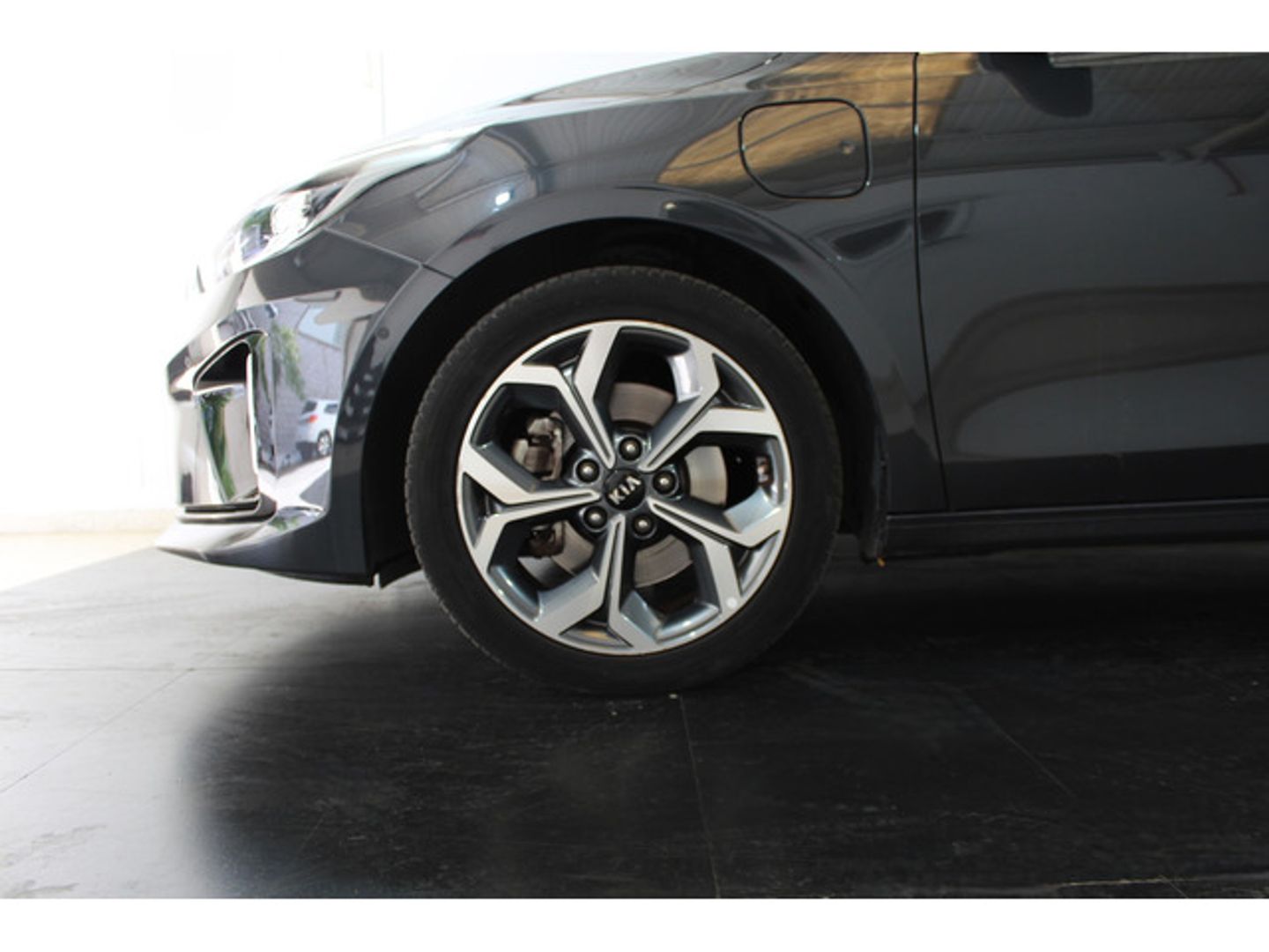 Kia Ceed Tourer 1.6 GDi Eco-Dynamics PHEV eMotion 104 kW (141 CV)