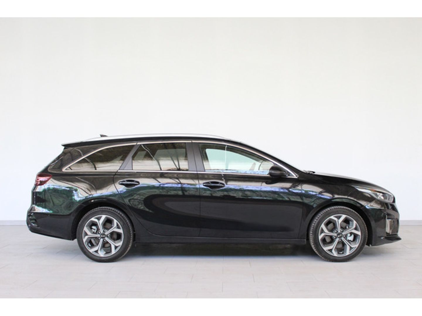 Kia Ceed Tourer 1.6 GDi Eco-Dynamics PHEV eMotion 104 kW (141 CV)