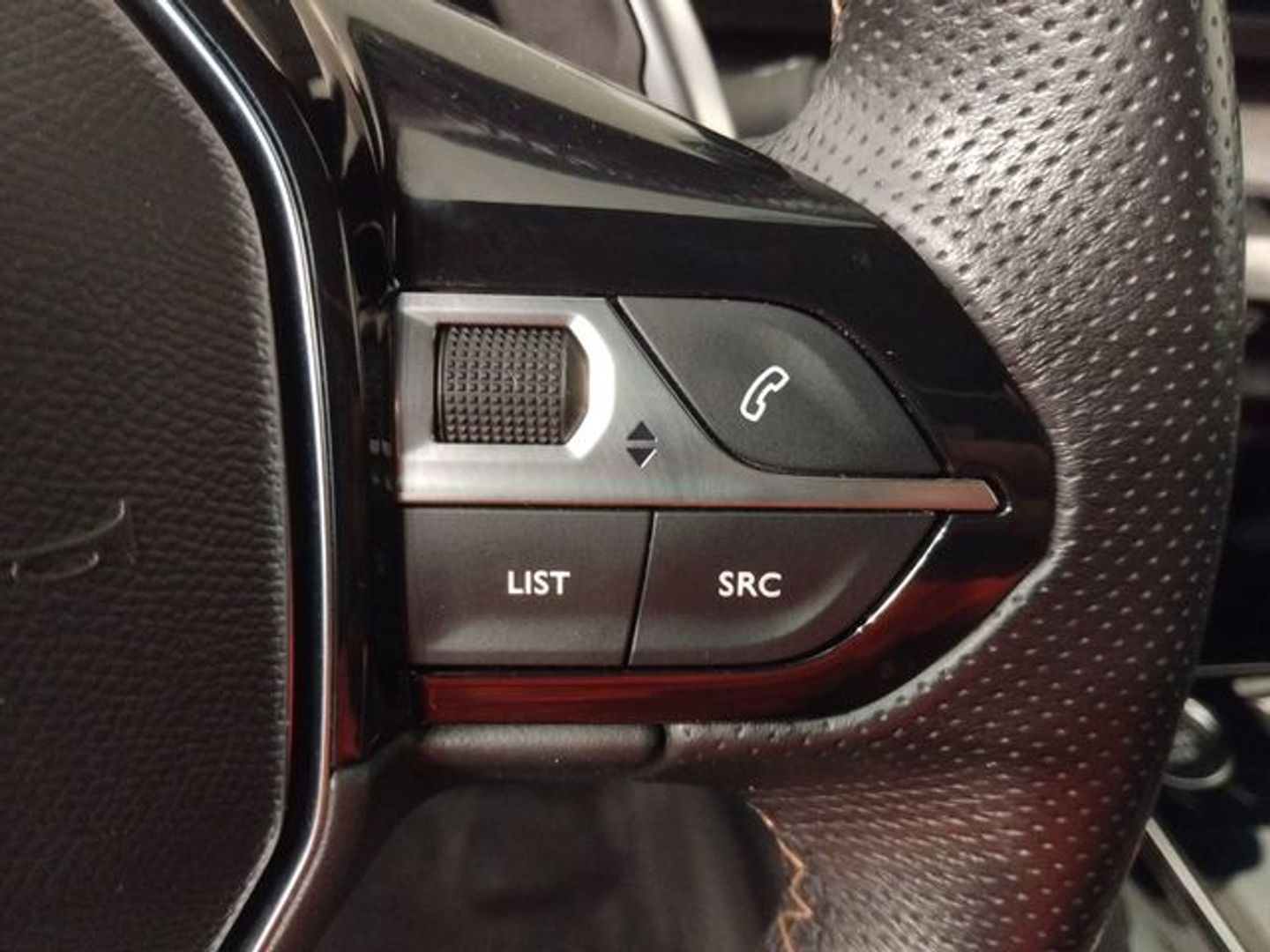 Peugeot 3008 PureTech 130 S&S GT EAT8 96 kW (130 CV)