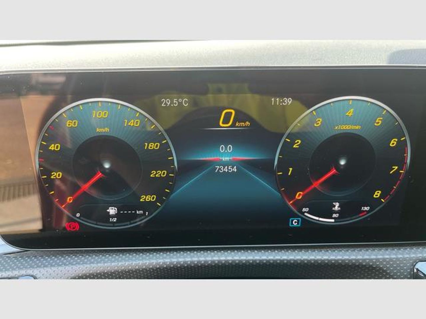 Mercedes-Benz CLA 180 100 kW (136 CV)