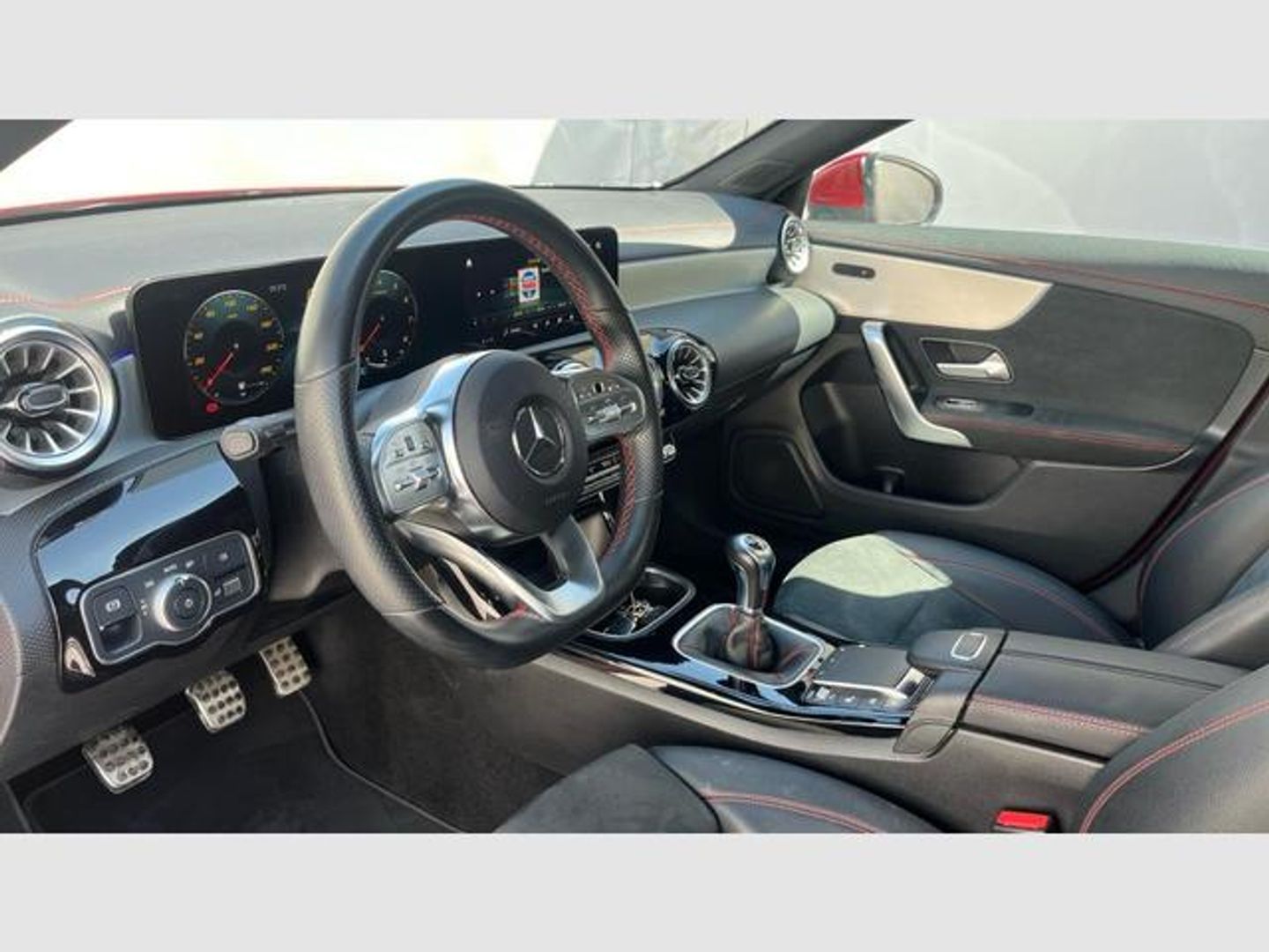 Mercedes-Benz CLA 180 100 kW (136 CV)