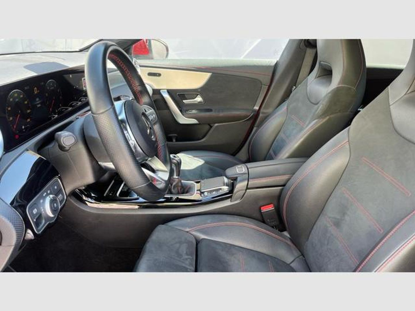 Mercedes-Benz CLA 180 100 kW (136 CV)