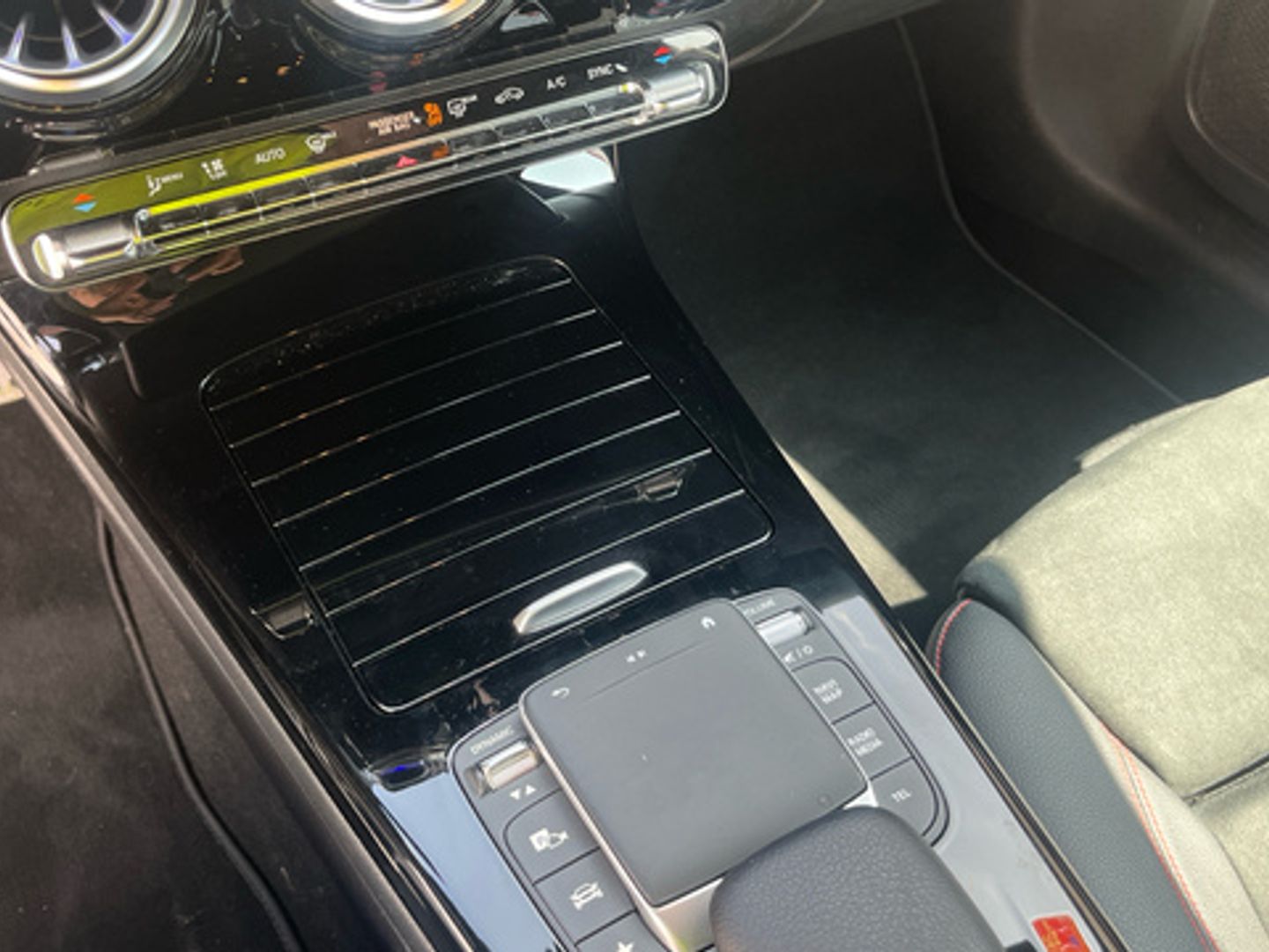 Mercedes-Benz Clase A 180 100 kW (136 CV)