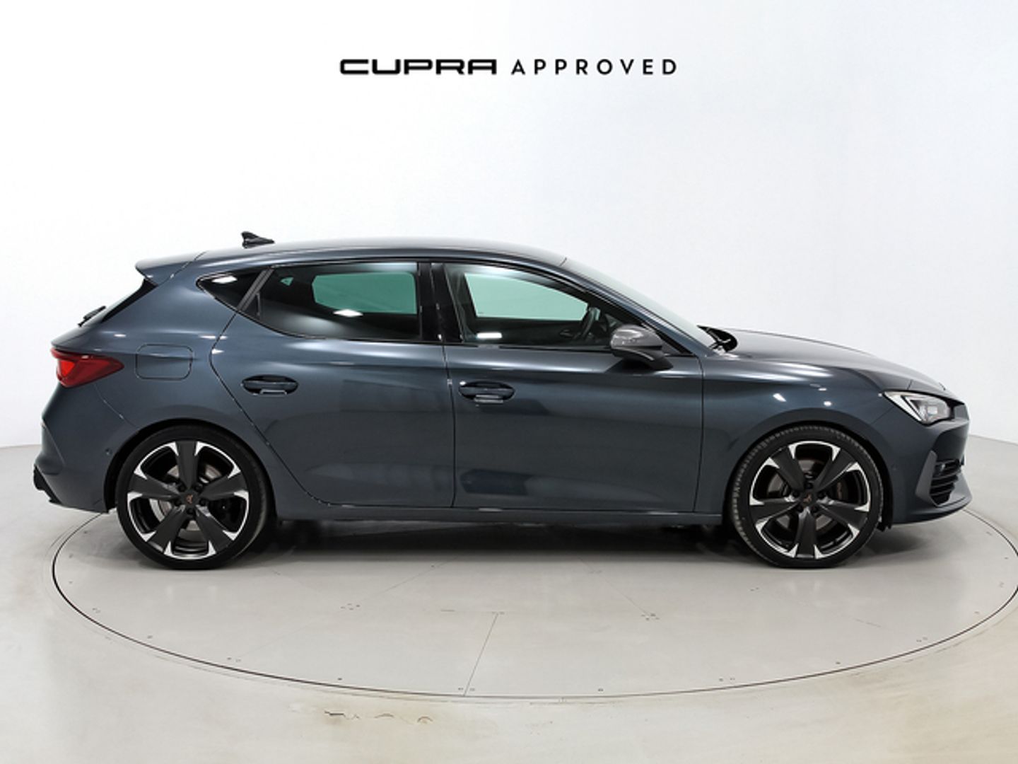 CUPRA León 2.0 TSI DSG 221 kW (300 CV)