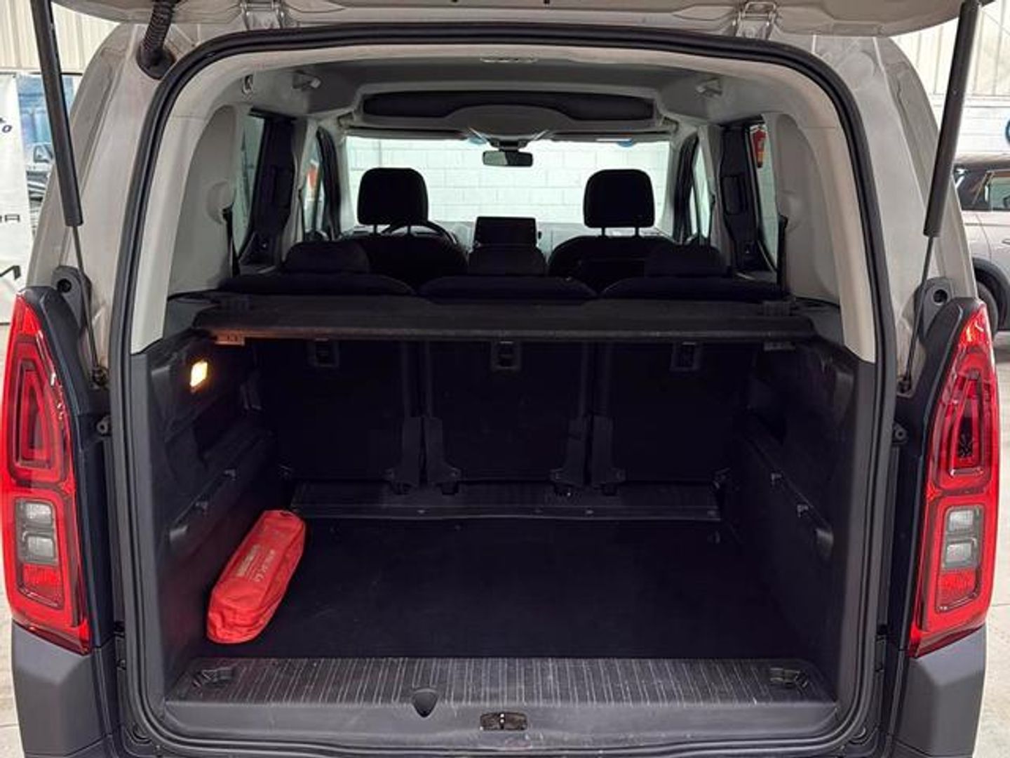 Citroen Berlingo BlueHDi 100 S&S Talla M Shine 75 kW (102 CV)