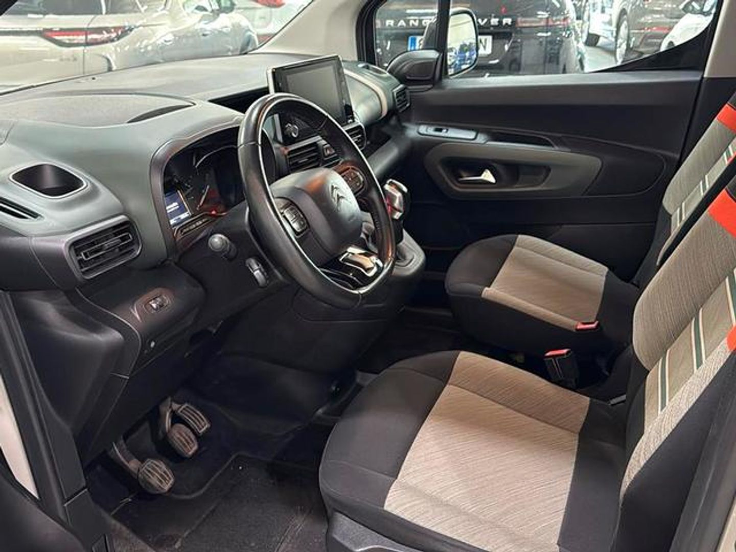 Citroen Berlingo BlueHDi 100 S&S Talla M Shine 75 kW (102 CV)