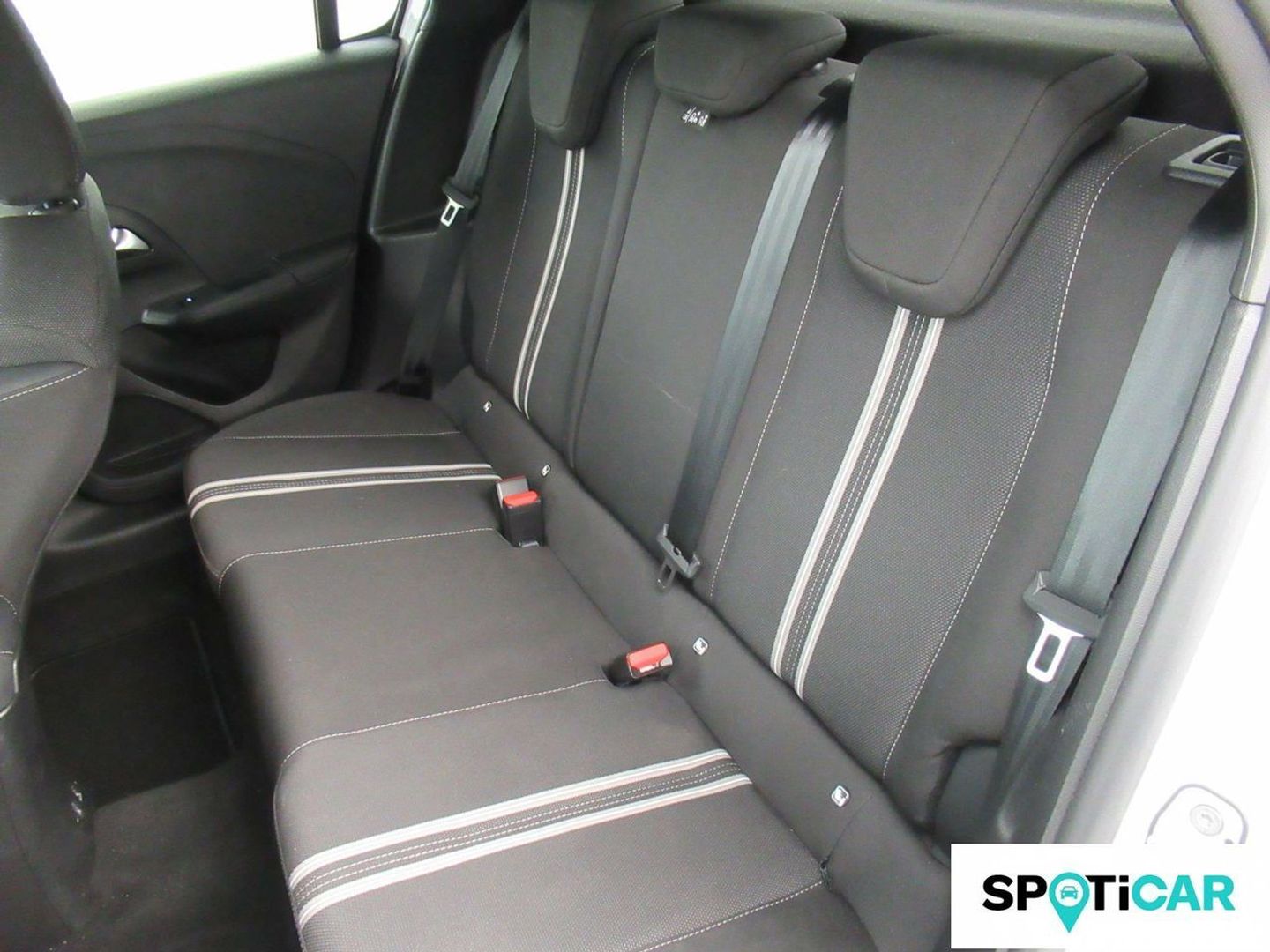 Opel Corsa 1.2T XHT GS 74 kW (100 CV)