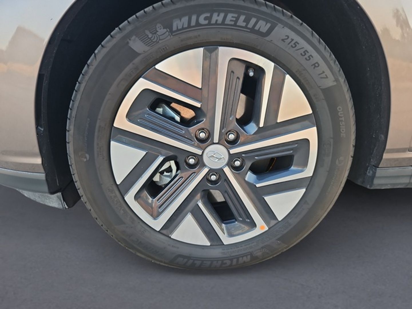 Hyundai Kona EV Style Sky 150 kW (204 CV)