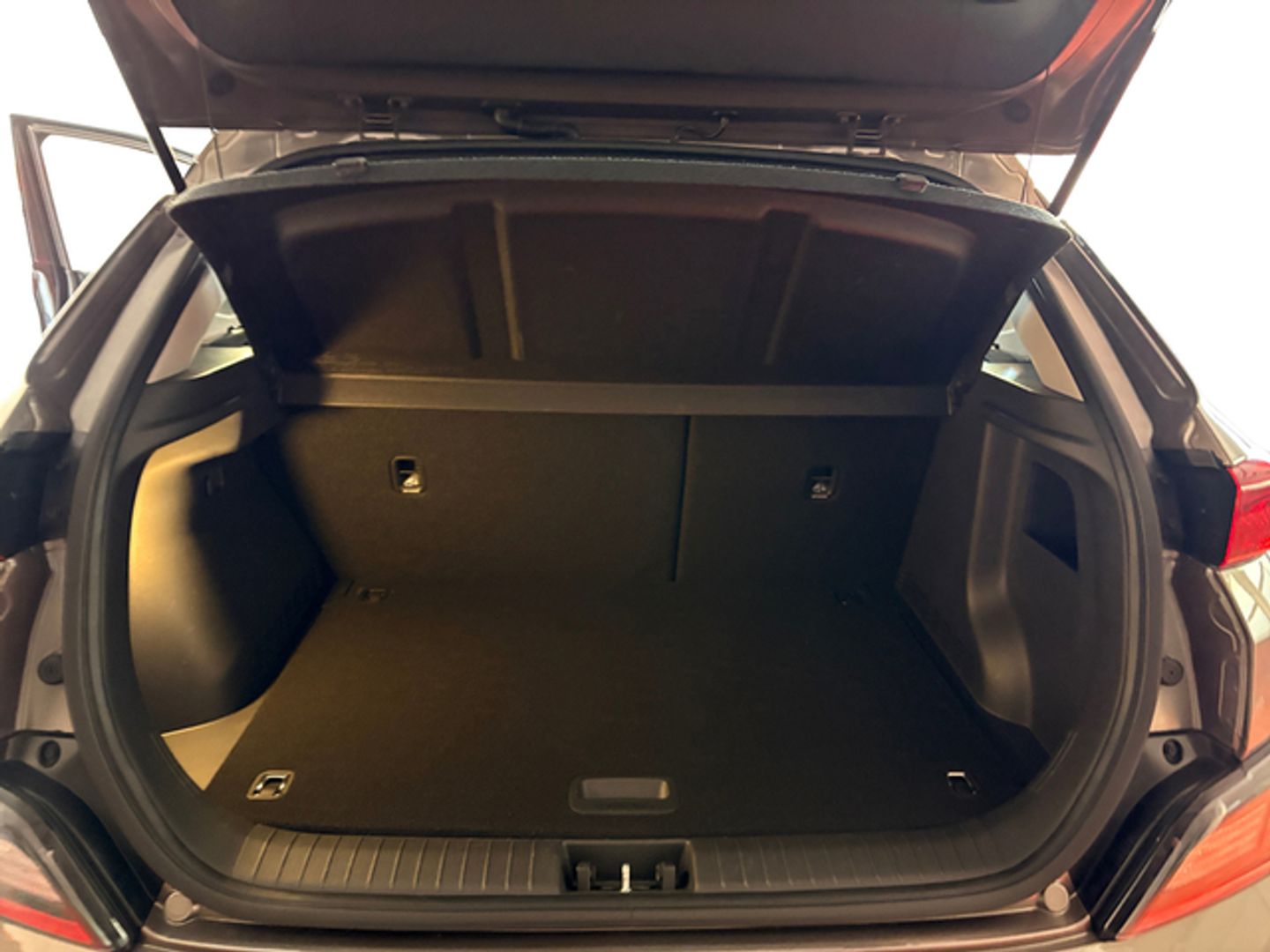 Hyundai Kona EV Maxx 100 kW (136 CV)