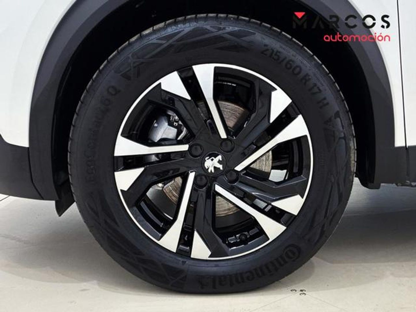 Peugeot e-2008 Eléctrico Allure Pack 100 kW (136 CV)