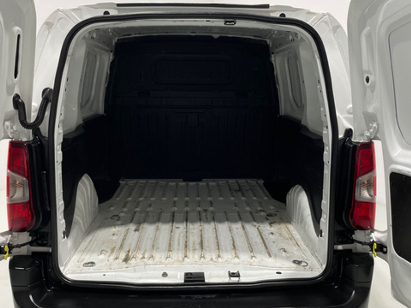 Opel Combo Furgon 1.6 TD Express H1 1000 74 kW (100 CV)