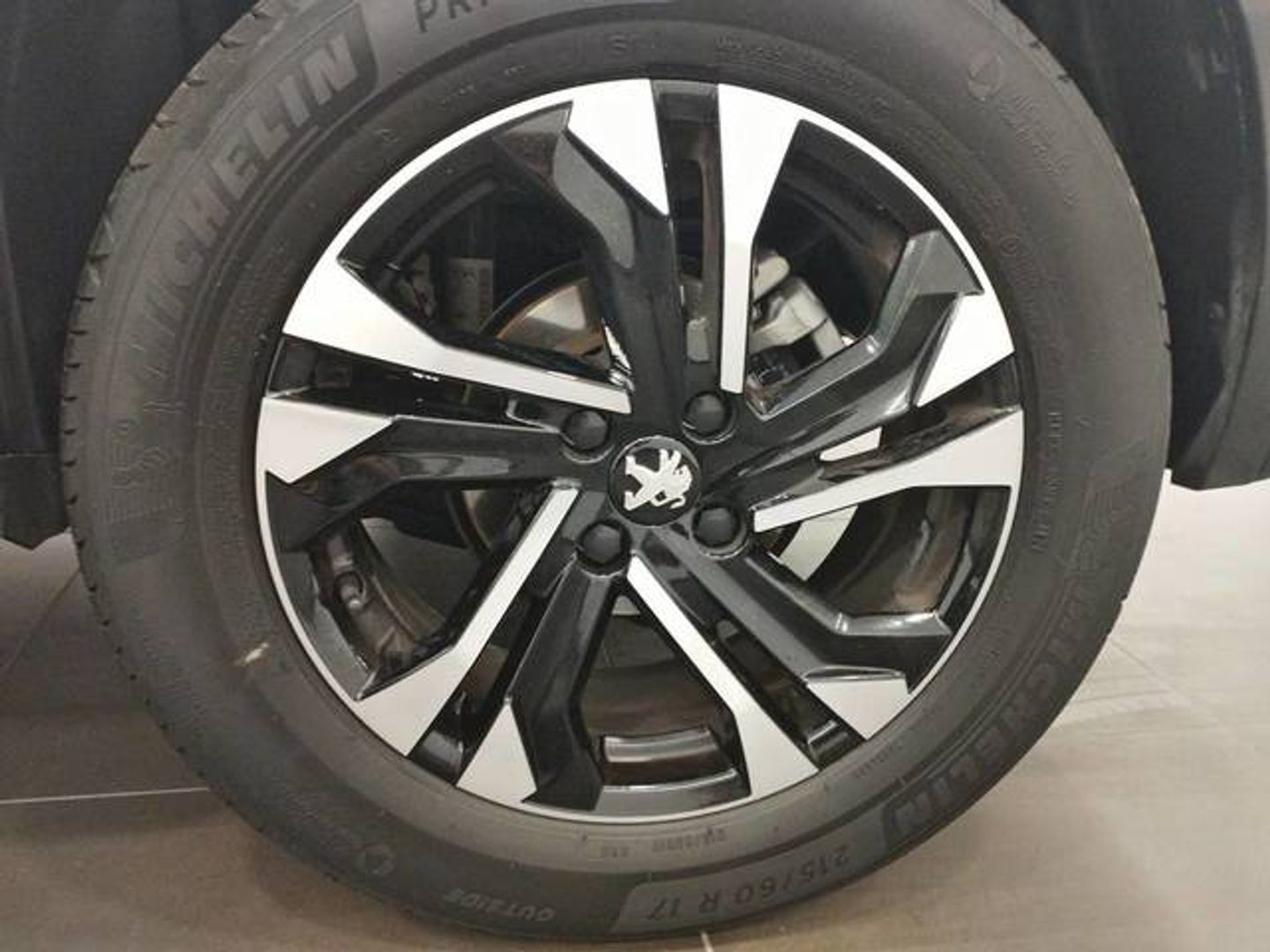 Peugeot 2008 BlueHDi 110 Allure Pack 81 kW (110 CV)