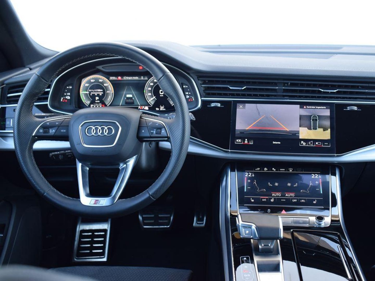 Audi Q8 Black line 60 TFSIe quattro 360 kW (490 CV) tiptronic