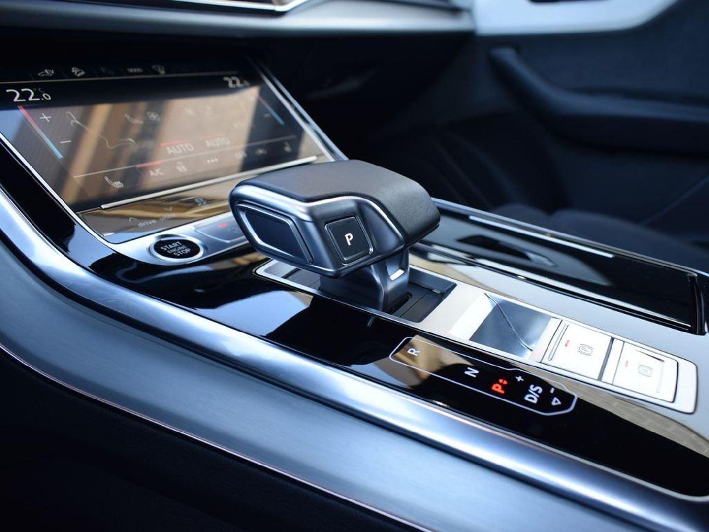Audi Q8 Black line 60 TFSIe quattro 360 kW (490 CV) tiptronic