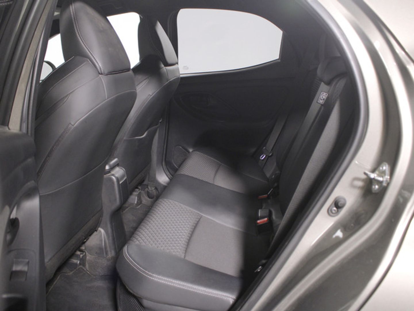 Toyota Yaris 120H Style 85 kW (116 CV)