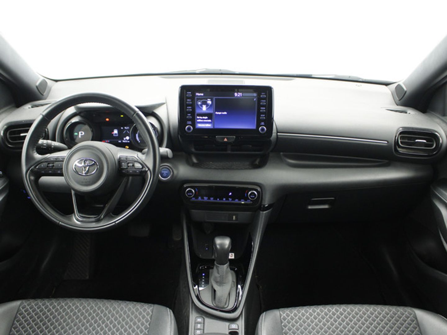 Toyota Yaris 120H Style 85 kW (116 CV)