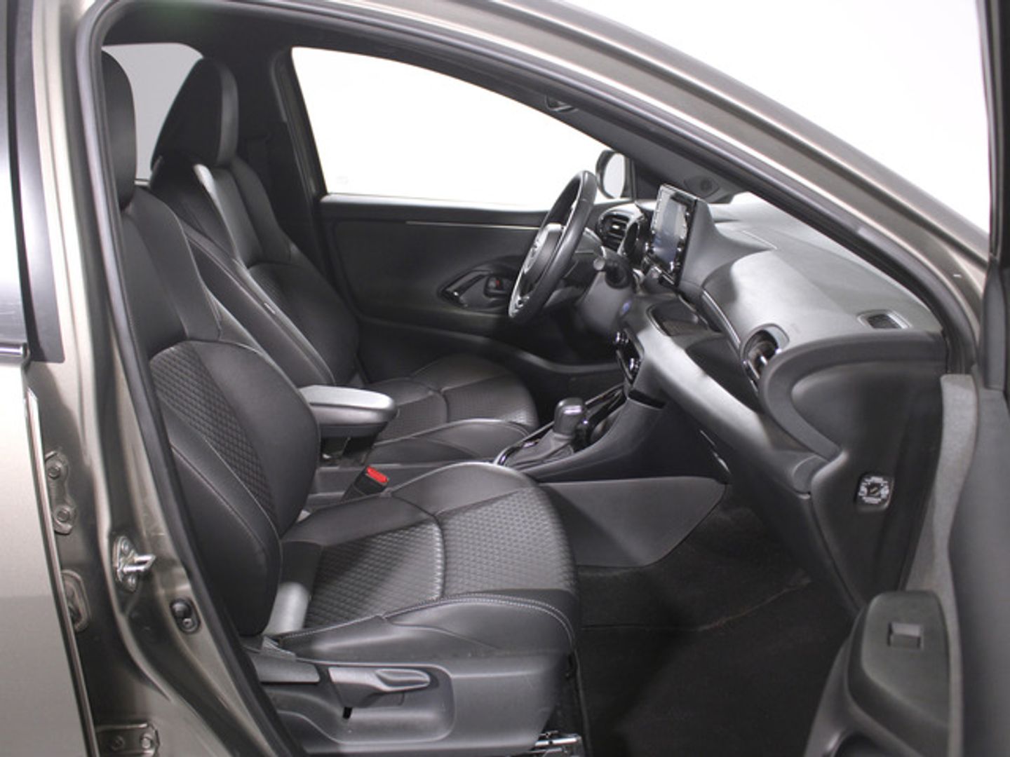 Toyota Yaris 120H Style 85 kW (116 CV)