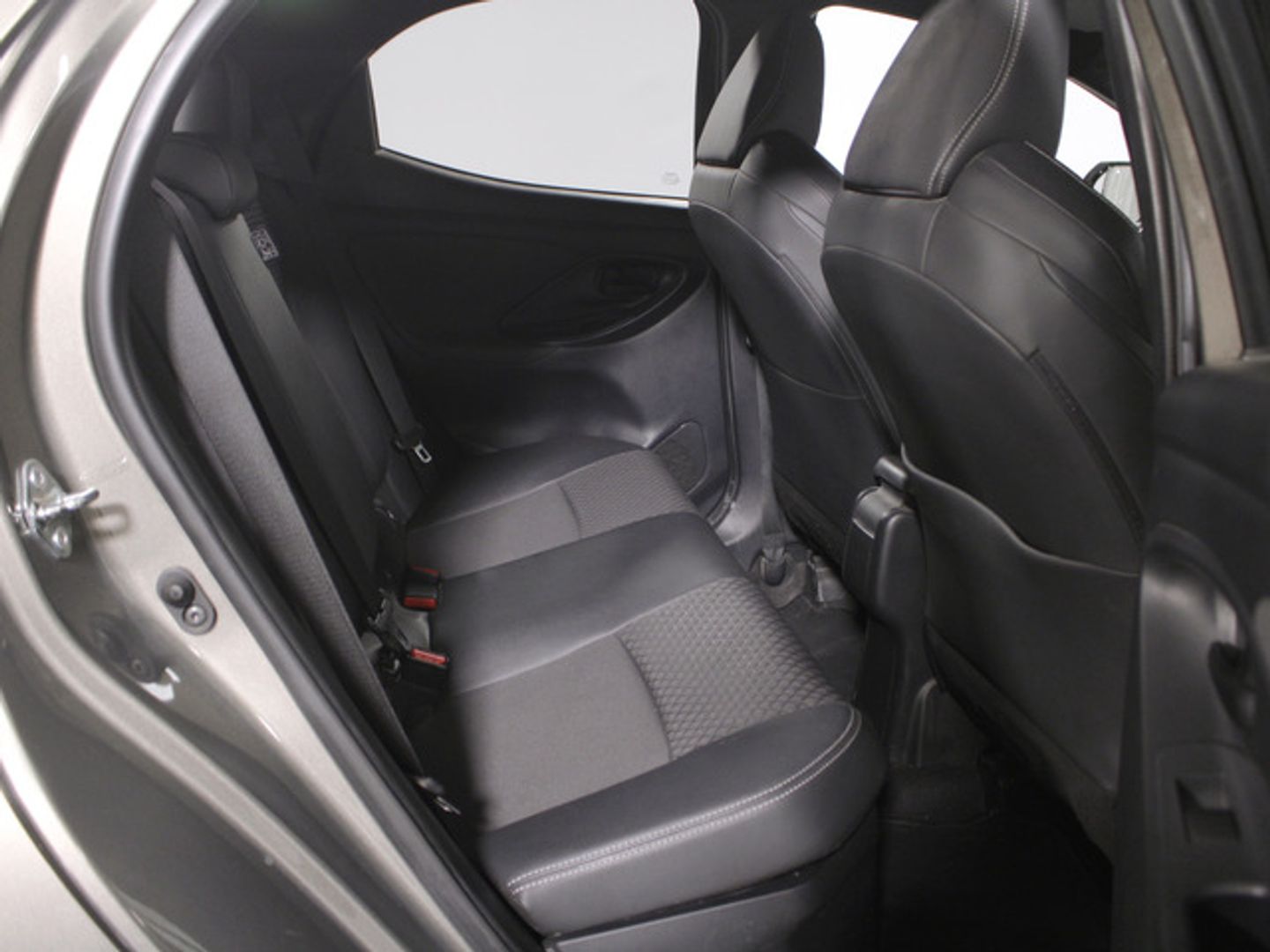 Toyota Yaris 120H Style 85 kW (116 CV)