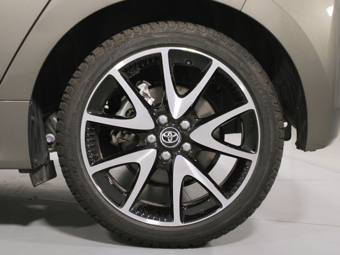 Toyota Yaris 120H Style 85 kW (116 CV)