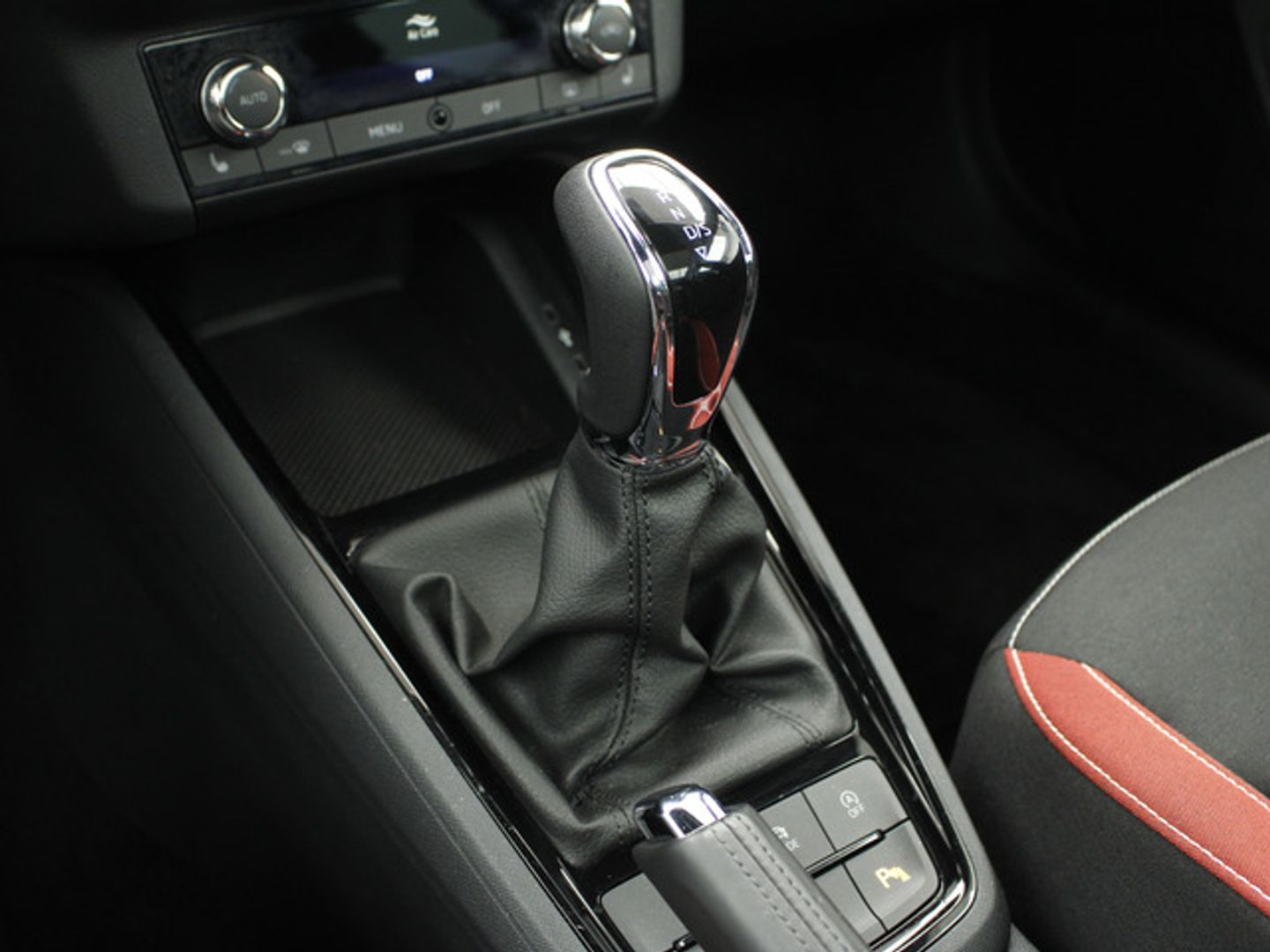 Skoda Kamiq 1.5 TSI Montecarlo DSG 110 kW (150 CV)