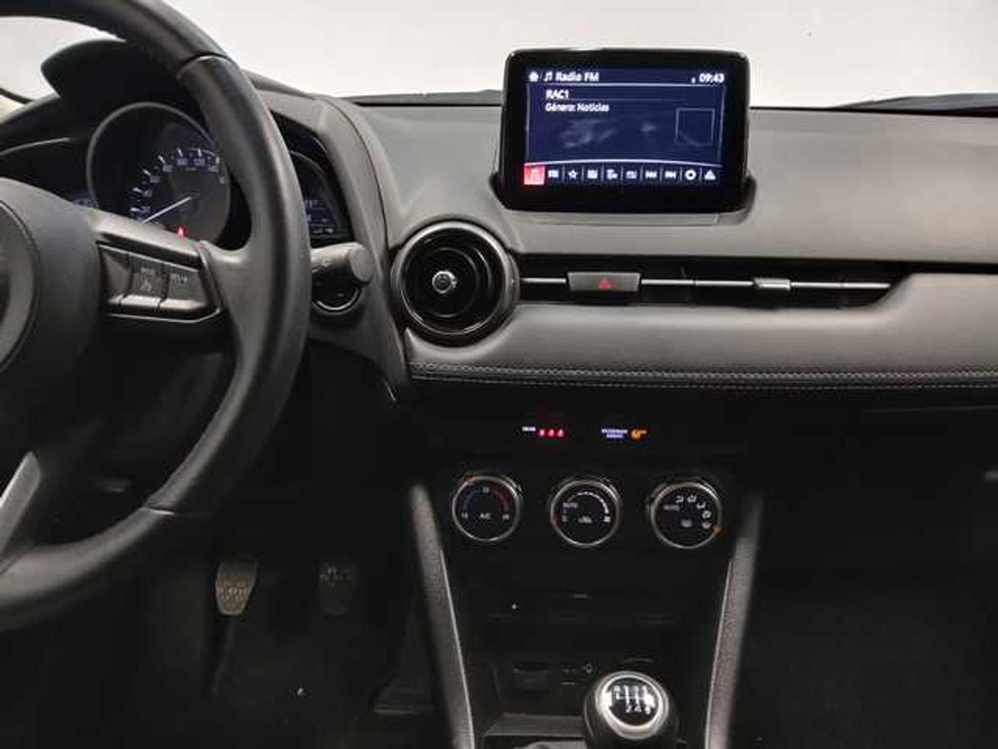 Mazda CX-3 2.0 G Evolution 2WD 89 kW (121 CV)