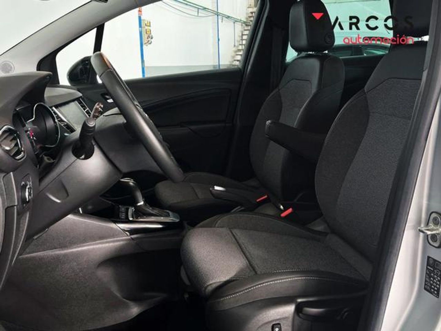 Opel Crossland 1.2 Elegance Pack Auto 96 kW (130 CV)