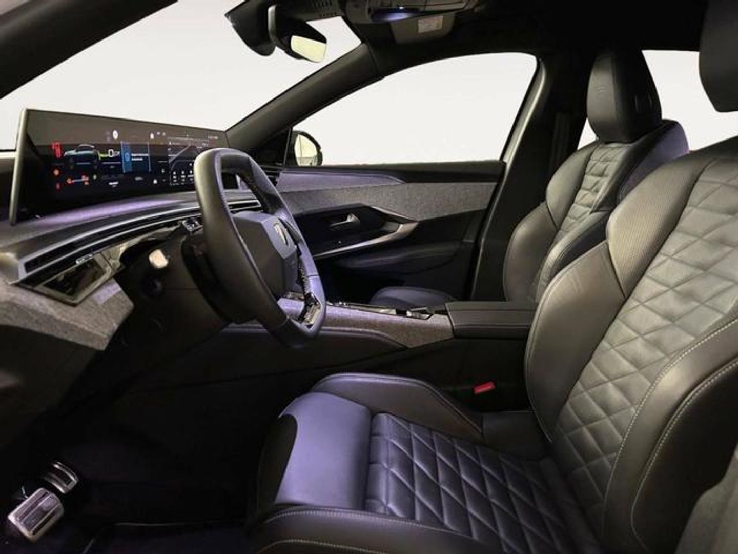 Peugeot e-3008 Eléctrico GT 157 kW (214 CV)