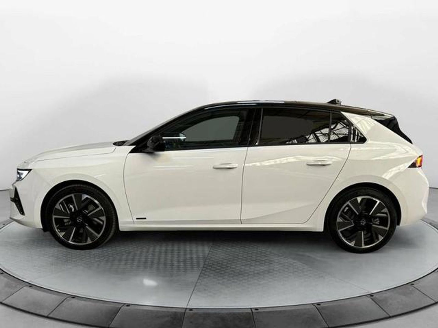 Opel Astra Electric 54kWh GS Auto 115 kW (156 CV)