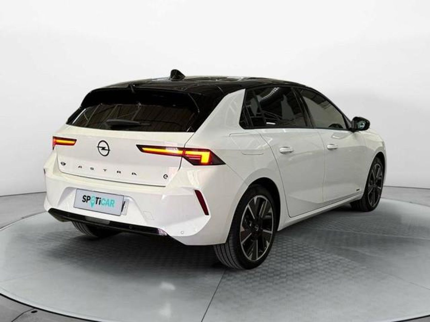Opel Astra Electric 54kWh GS Auto 115 kW (156 CV)