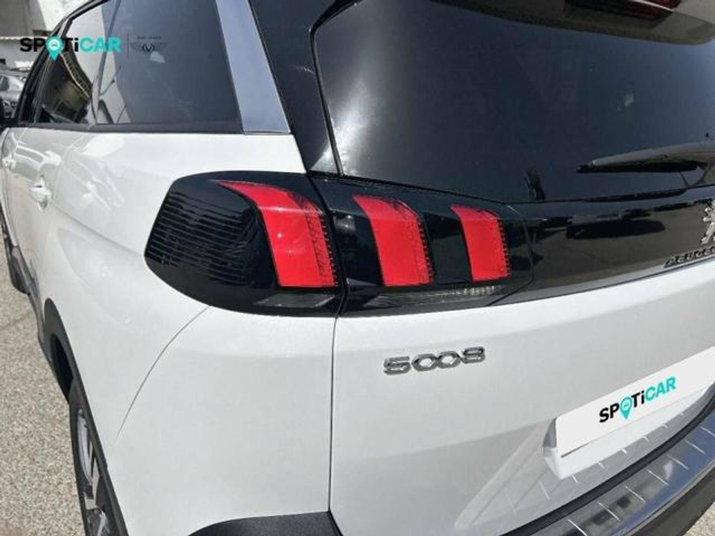 Peugeot 5008 BlueHDI 130 S&S Allure Pack EAT8 96 kW (130 CV)