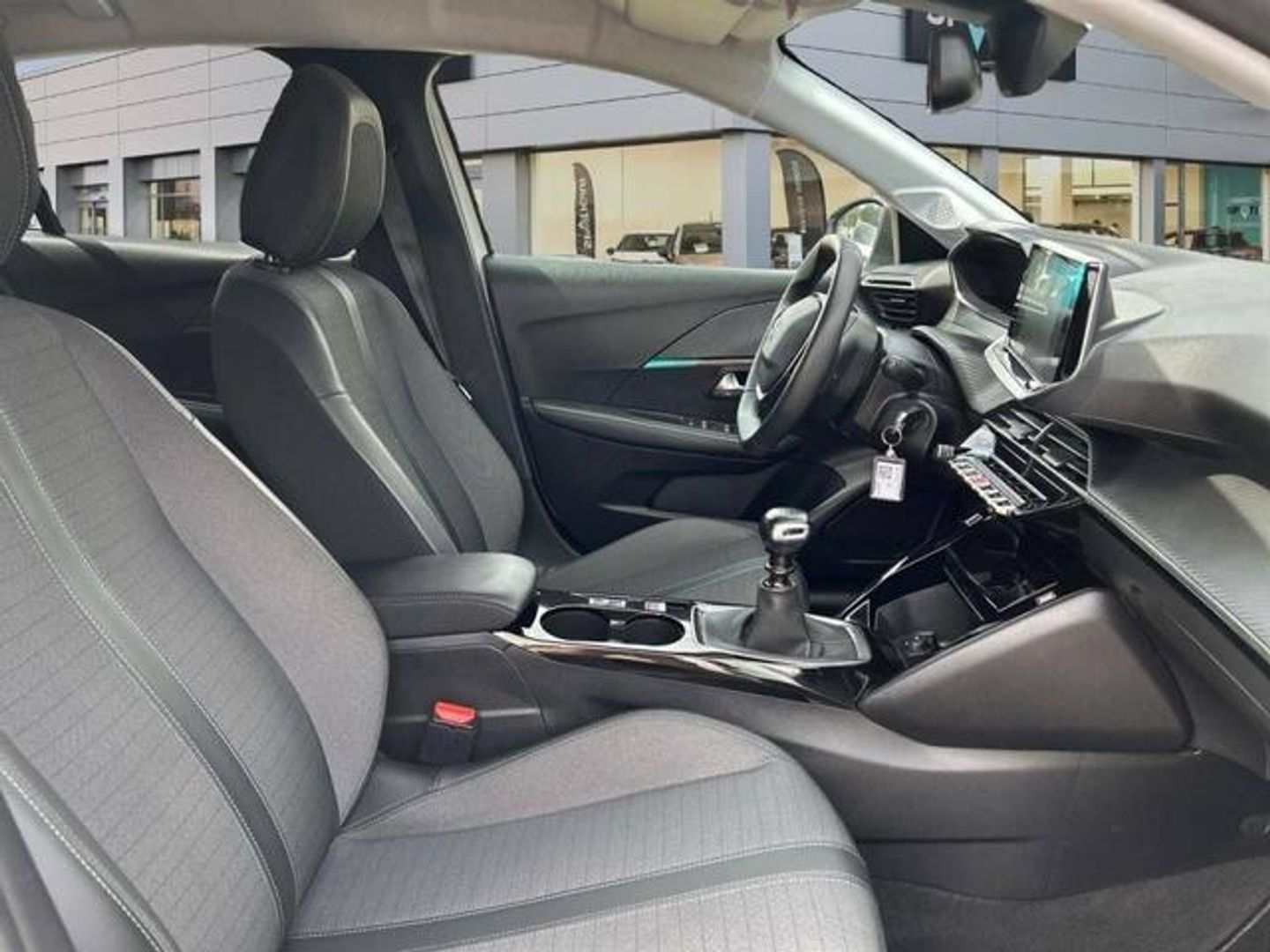 Peugeot 208 PureTech 100 Allure 75 kW (100 CV)