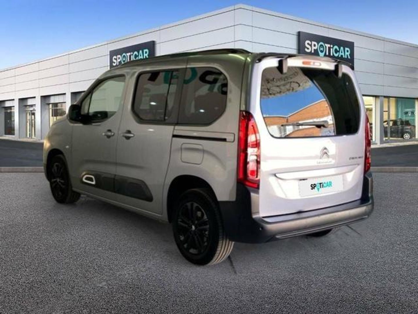 Citroen ë-Berlingo Shine Talla M 50kWh 100 kW (136 CV)