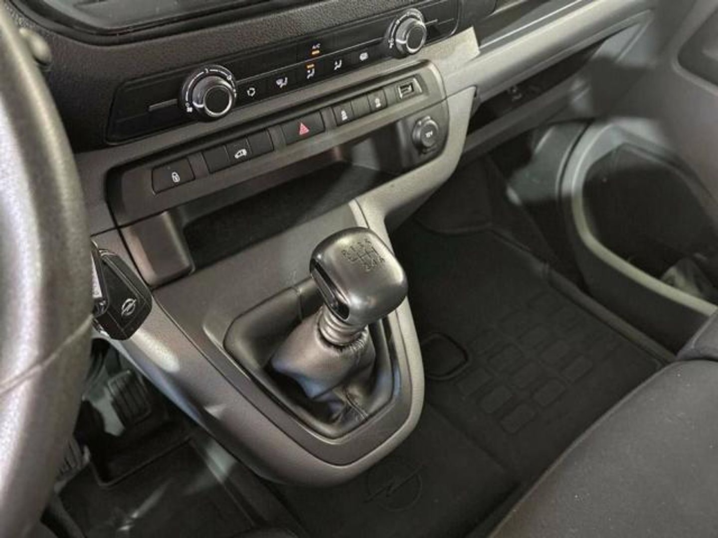 Opel Vivaro Furgon 1.5 Diesel M Standard Express 88 kW (120 CV)