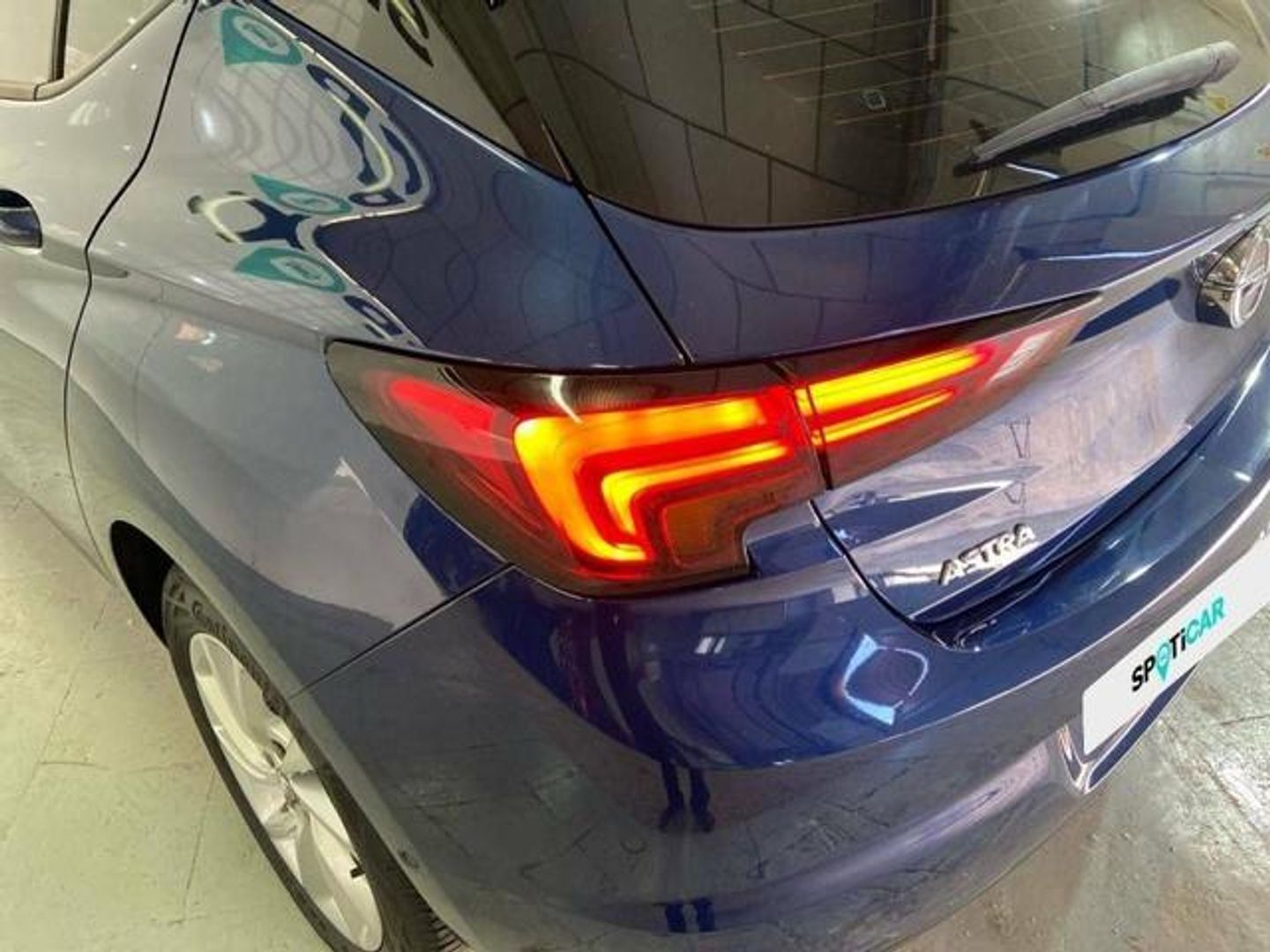 Opel Astra 1.2T SHR Ultimate 107 kW (145 CV)